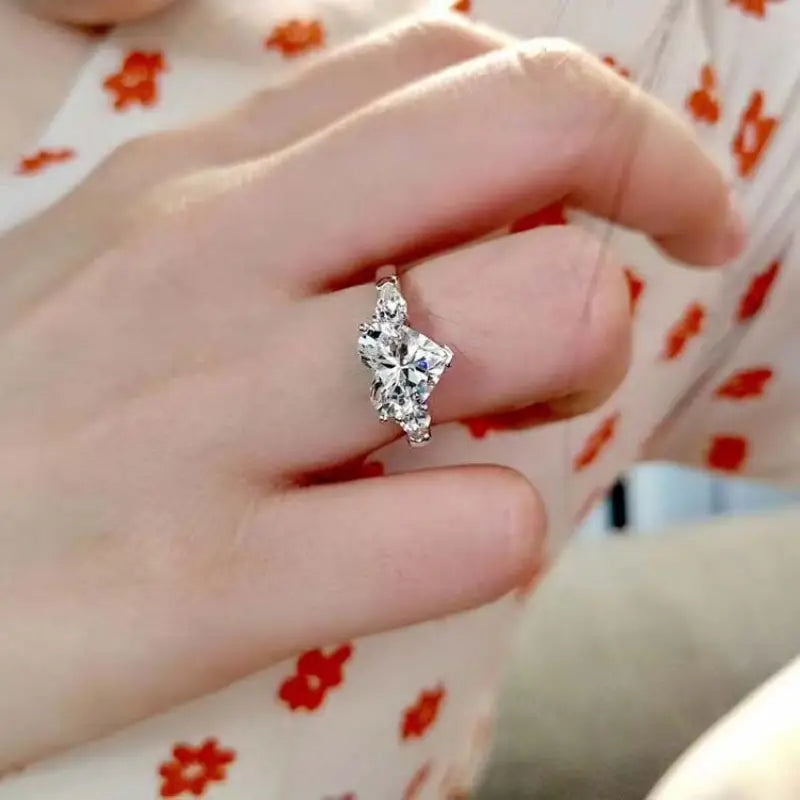 Solitaire Heart Ring