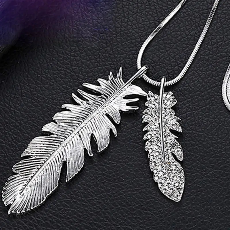 Double Feather Necklace