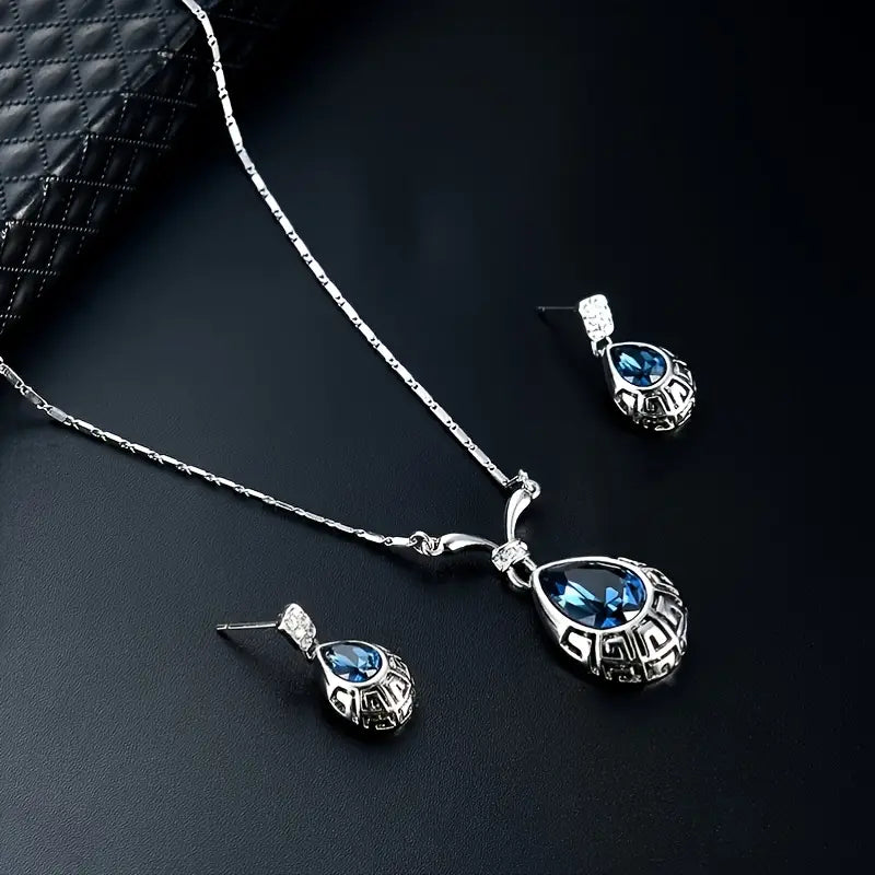 Deep Blue Teardrop Necklace Set