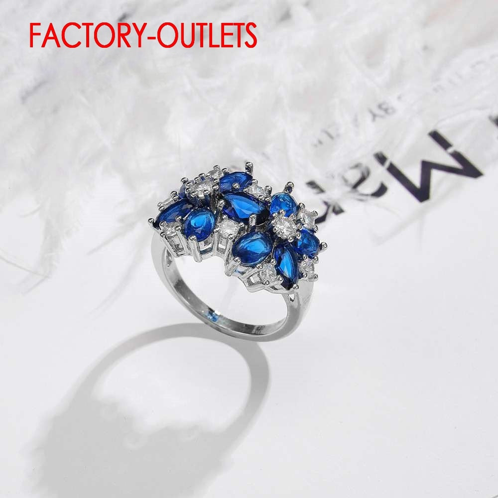 Blue Flower Rhinestone Ring