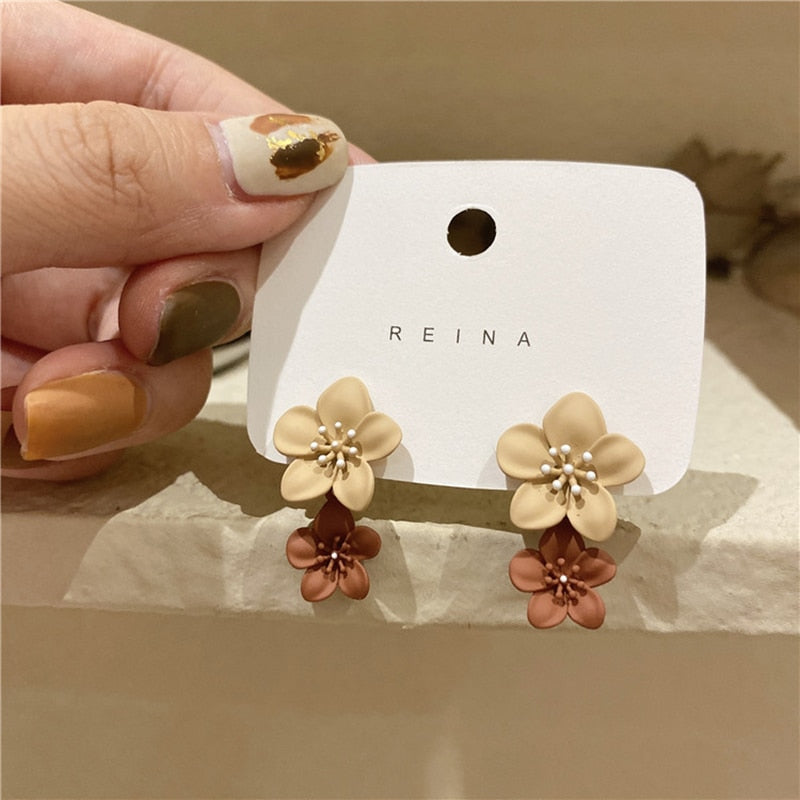 Flower Dangle Earrings