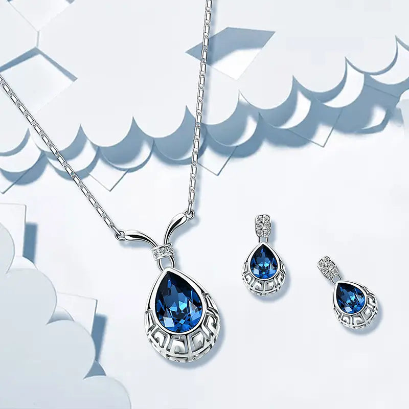 Deep Blue Teardrop Necklace Set