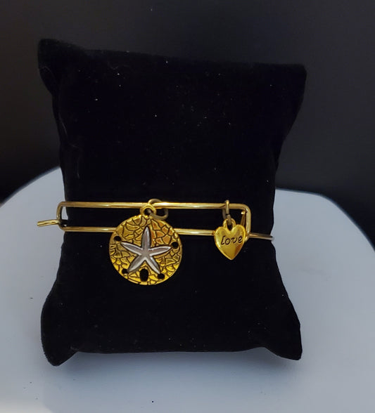 Gold Sand Dollar Heart Bracelet