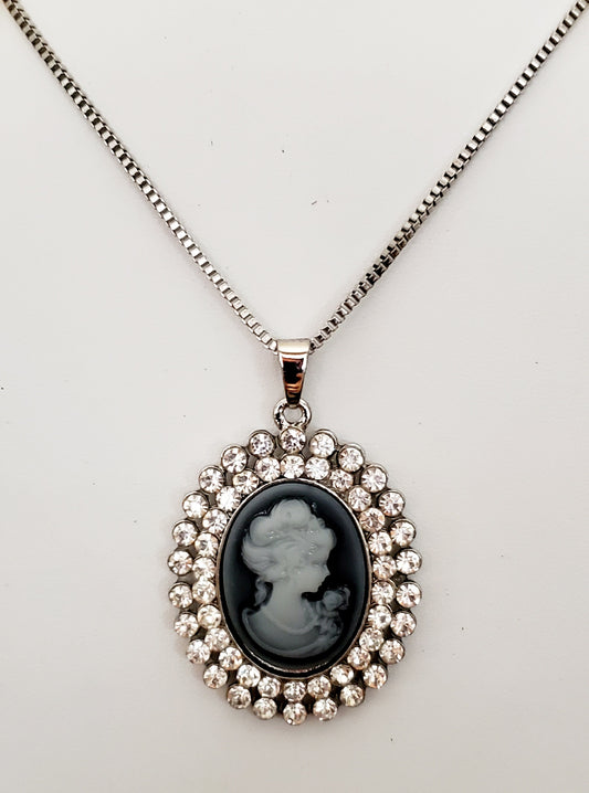 Silver Cameo Brooch Necklace