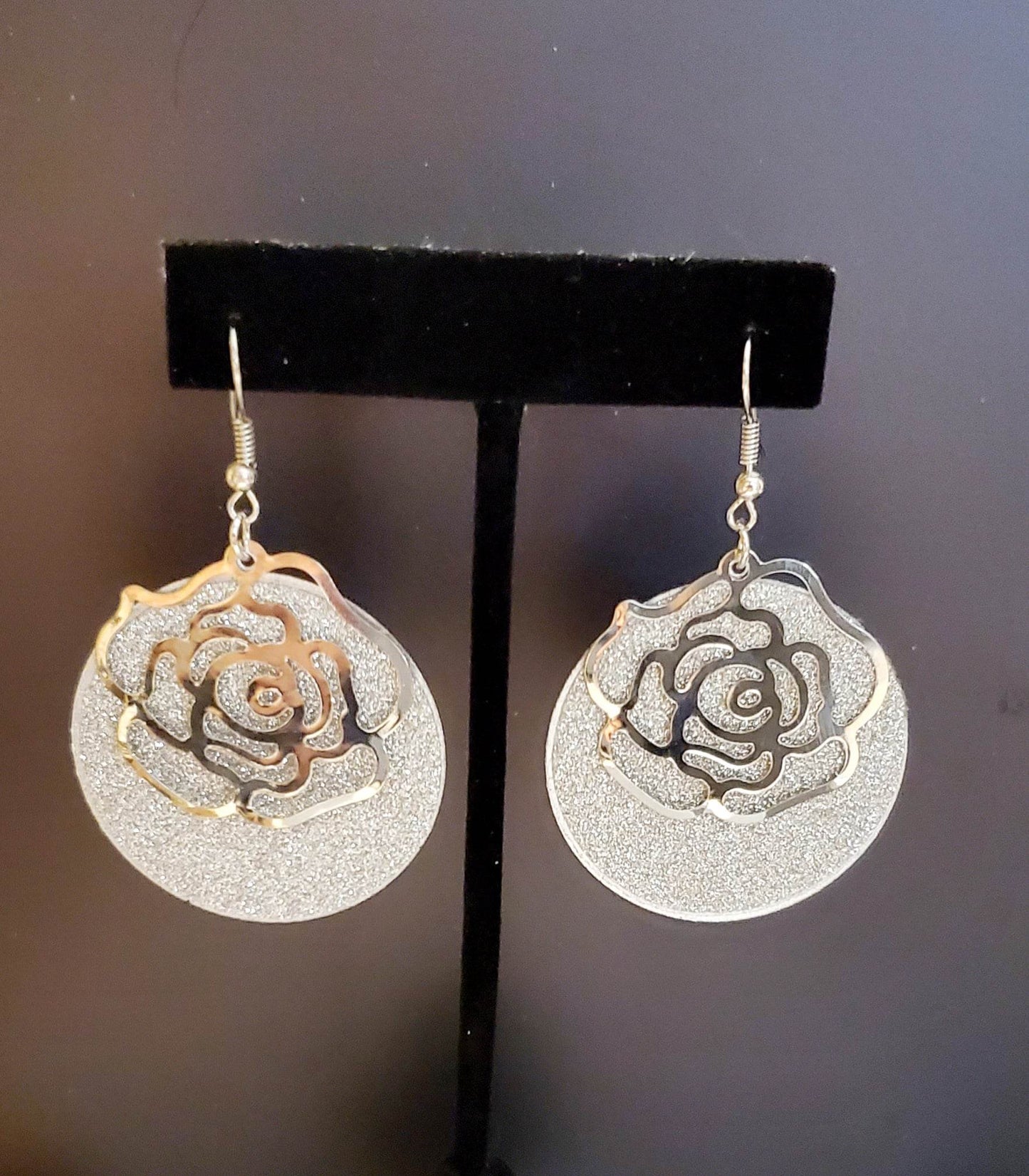 Silver Open Rose with Glitter Disc Background